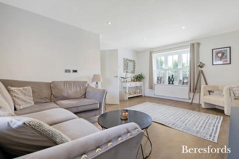 4 bedroom semi-detached house for sale, Thompson Gardens, Coggeshall, CO6