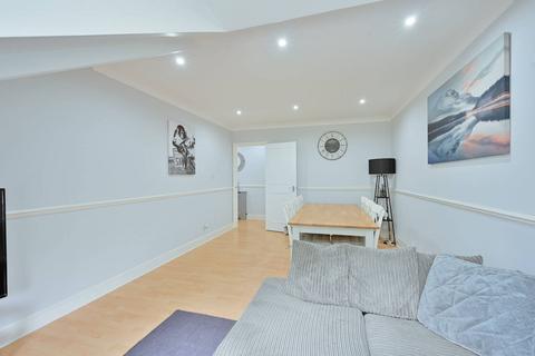 undefined, Leavesden Court, Watford, Abbots Langley, WD5