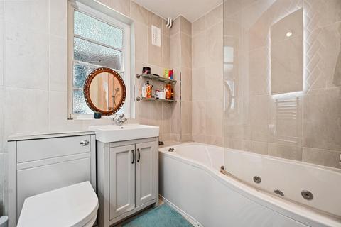 Flat 12, Hill Court Hanger Lane, London, W5 3DF
