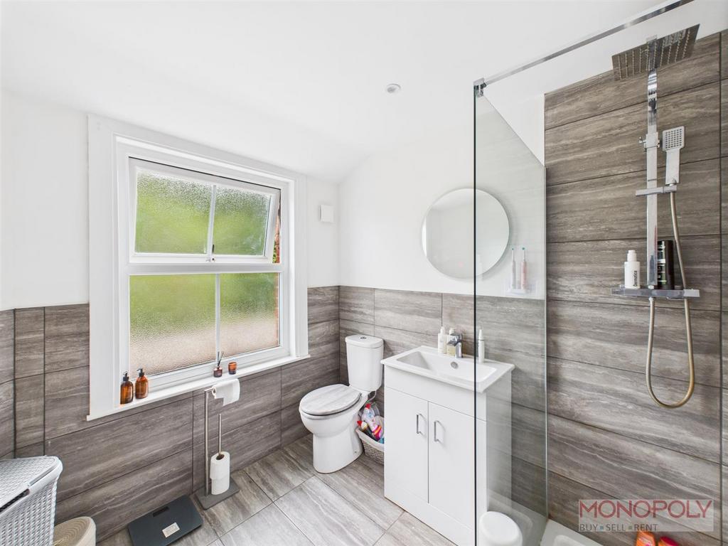 Family bathroom