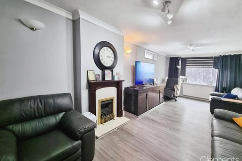 undefined, Adeyfield Gardens, Hemel Hempstead HP2