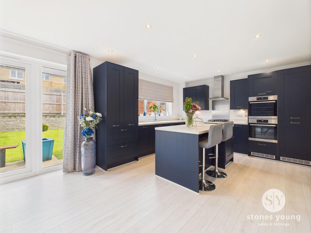 Open Plan Living Dining Kitchen