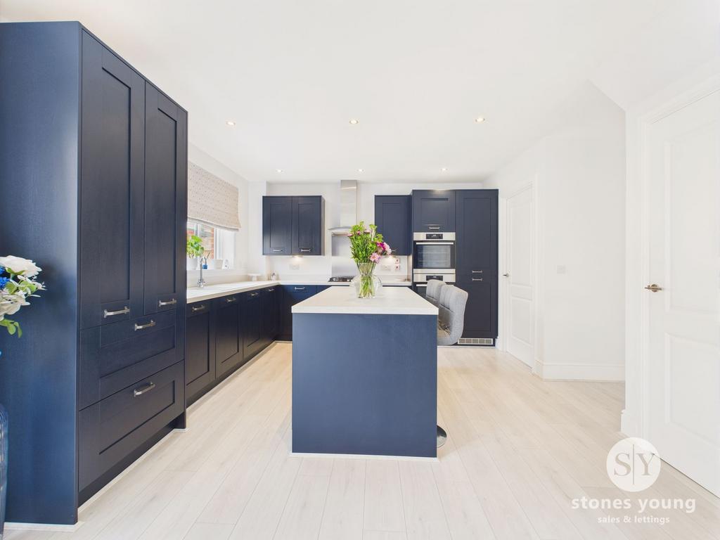 Open Plan Living Dining Kitchen