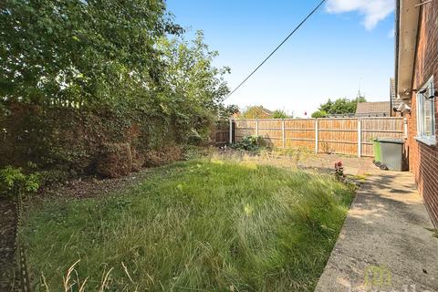 17 Garrick Close, Lincoln, LN5 8TG