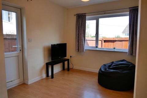 22b Calne Road, Lyneham, Chippenham, SN15 4PS