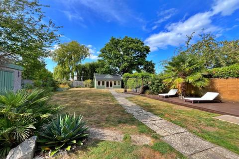 undefined, Broadstone