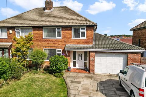 Moore Avenue, Thelwall, WA4