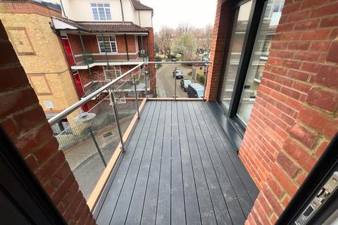 undefined, 351a Rotherhithe Street, London