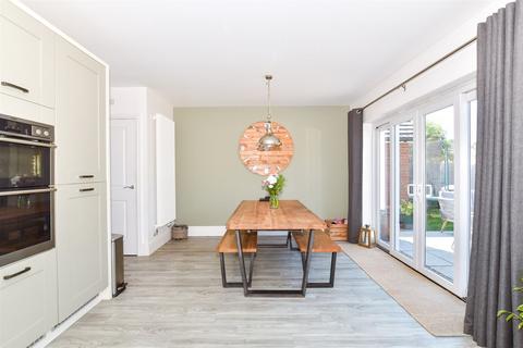 4 bedroom detached house for sale, Gravel Pit Lane, Marden, Tonbridge, Kent