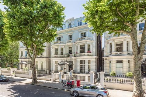 3 bedroom apartment for sale, Holland Park London