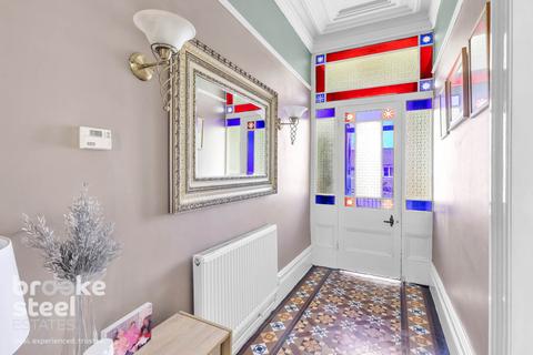 3 bedroom detached house for sale, Burnley Road, Edenfield