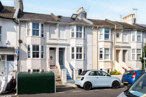 3 bedroom flat for sale, Livingstone Road, Hove