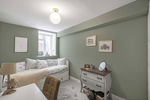 2 bedroom flat for sale, Hopton Road, London SW16