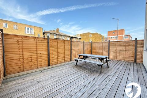 1 bedroom flat for sale, Clipper Way, London, SE13