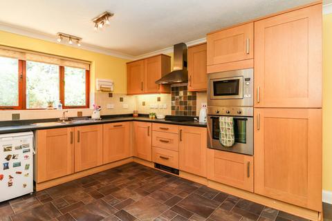 undefined, Five Acres, Kings Langley, WD4