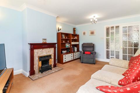 undefined, Five Acres, Kings Langley, WD4