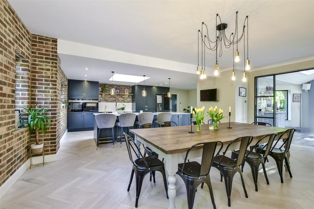 DSC 0593-DSC 0594.jpg