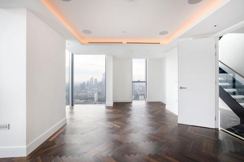 2 bedroom apartment for sale, Bollinder Place, Carrara Tower, EC1V