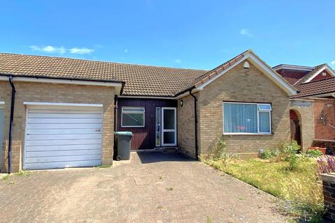 2 bedroom detached bungalow for sale, Beltana Drive, Kent, DA12 4BS
