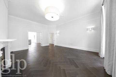 3 bedroom flat to rent, Gower Street, Bloomsbury, WC1E