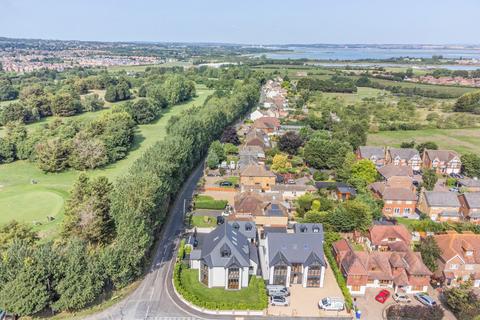 5 bedroom detached house for sale, Oak Lane, Upchurch, Kent