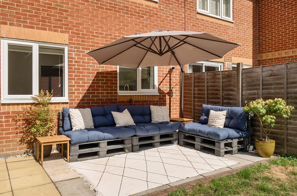 1334401 24 689612...