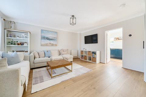 3 bedroom semi-detached house for sale, Collett Close, Hedge End, Southampton, Hampshire, SO30