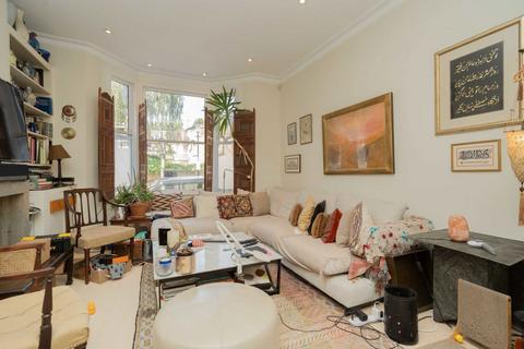 3 bedroom flat to rent, Burnaby Street, London SW10