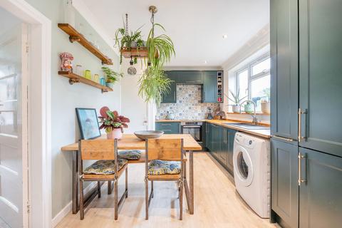 16 Barsham Close, West Raynham, Fakenham, NR21 7JL