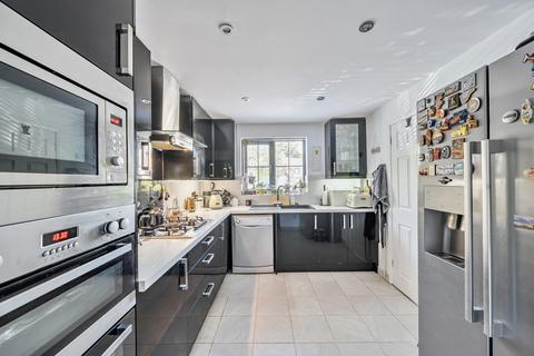 4 bedroom detached house for sale, Thornhill Drive, Swindon, Wiltshire