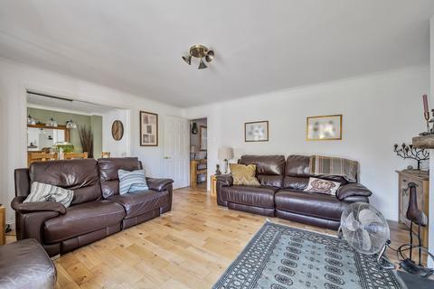 4 bedroom detached house for sale, Thornhill Drive, Swindon, Wiltshire