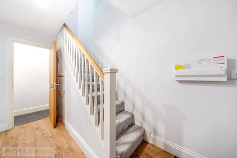 5 Cromwell Close, Brighouse, HD6 3BH