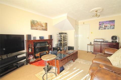 15 Taylors View, Trowbridge, BA14 8TG
