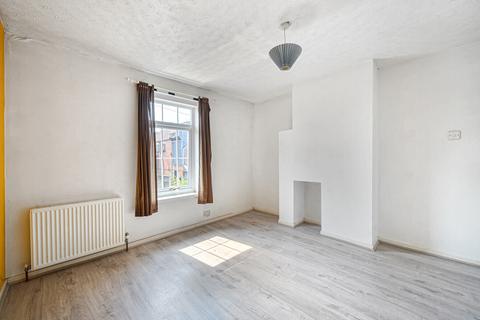 2 bedroom semi-detached house for sale, Easthampstead Road, Berkshire RG40