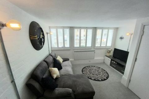 undefined, Geneva Place, Bideford EX39