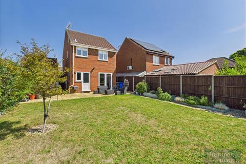 3 bedroom detached house for sale, Sussex Road, Bury St. Edmunds IP32