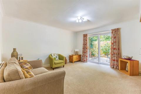 undefined, Knights Lane, Tiddington CV37