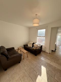 6 bedroom semi-detached house to rent, Crown Street, Oxford OX4