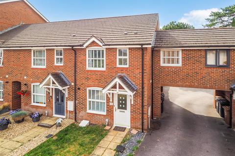 Topaz Drive, Andover