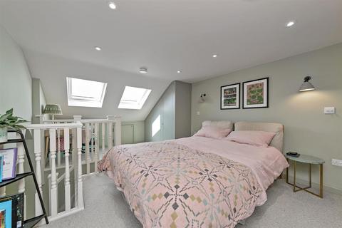 47 Cavendish Road, St Albans, AL1 5EF