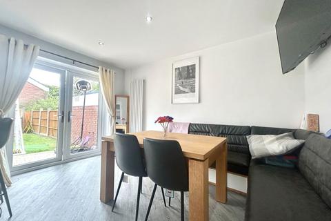 18 Eton Close, Dudley, DY3 1BU