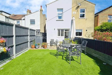 undefined, Rochford Avenue, Westcliff On Sea