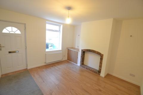 2 bedroom terraced house to rent, Allen Street, Macclesfield SK11