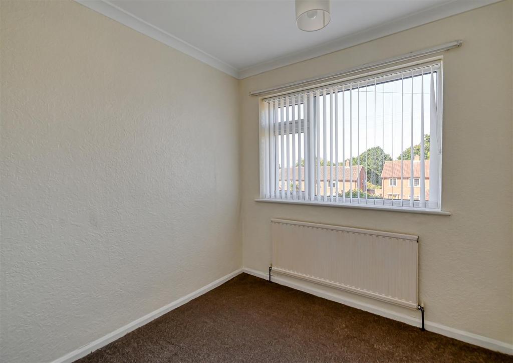 15 Lodge Lane-17.jpg