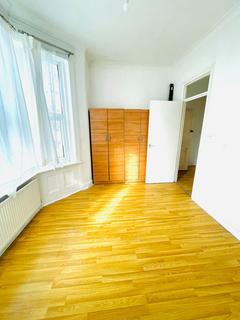 130a Wellesley Road, Ilford, IG1 4LJ