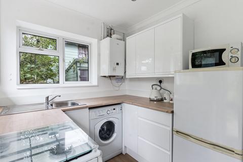 3 bedroom semi-detached house for sale, Manor Crescent, Hitchin, SG4