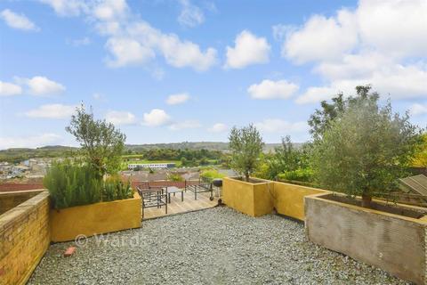 3 bedroom semi-detached house for sale, Harbour View Road, Dover, Kent