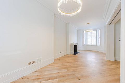 5 bedroom terraced house to rent, Ralston Street, Sloane Square, London, SW3