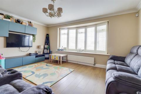 undefined, Langford Crescent, Benfleet SS7