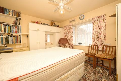 3 bedroom semi-detached house for sale, Windermere Avenue, Ramsgate, Kent, CT11